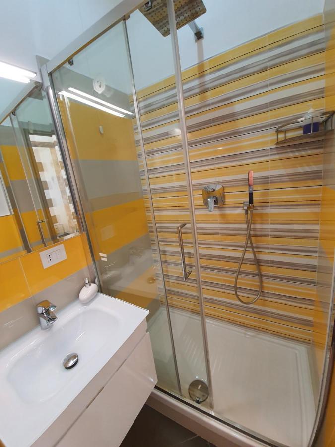 Ari Guest House Специя Экстерьер фото