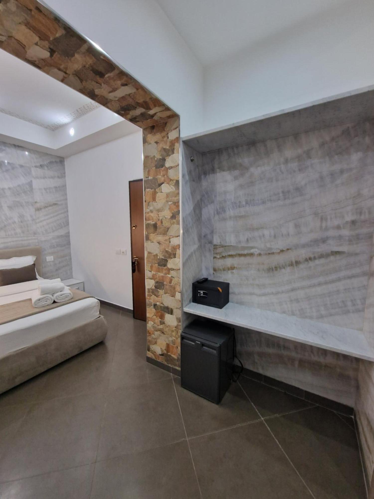 Ari Guest House Специя Экстерьер фото