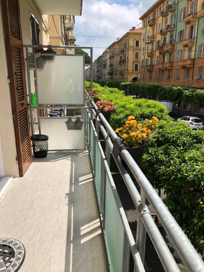 Ari Guest House Специя Экстерьер фото
