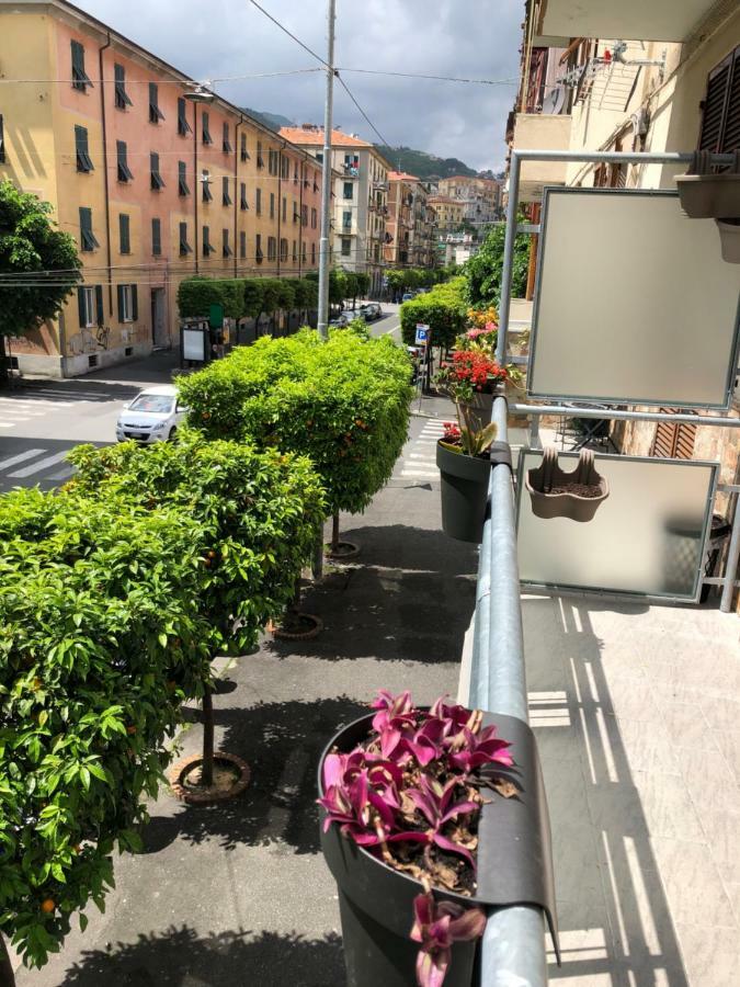 Ari Guest House Специя Экстерьер фото